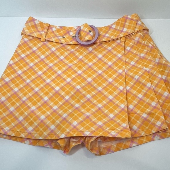 Urban Outfitters Dresses & Skirts - Urban Outfitters Plaid Pink & Orange Skort Size 2